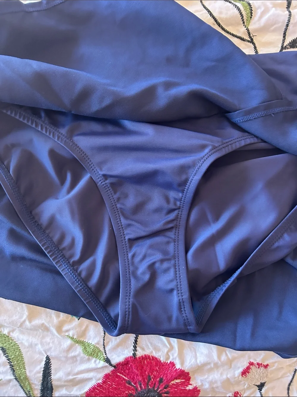 NIKE SWIM BOTTOMS 💋NWT